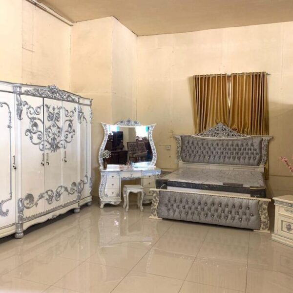 set-isi-kamar-putih-sultan